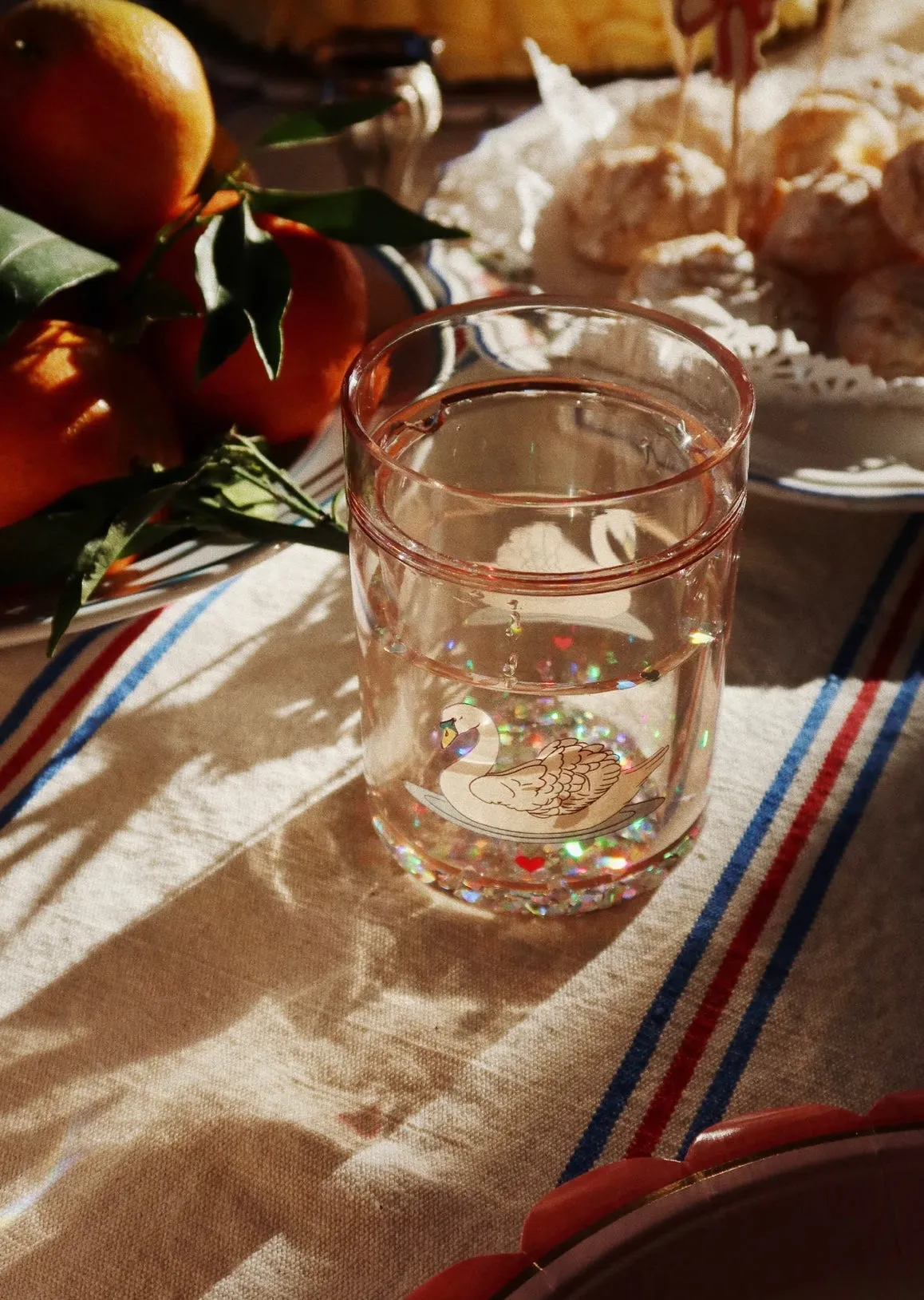 2 pack glitter cups - swan off white