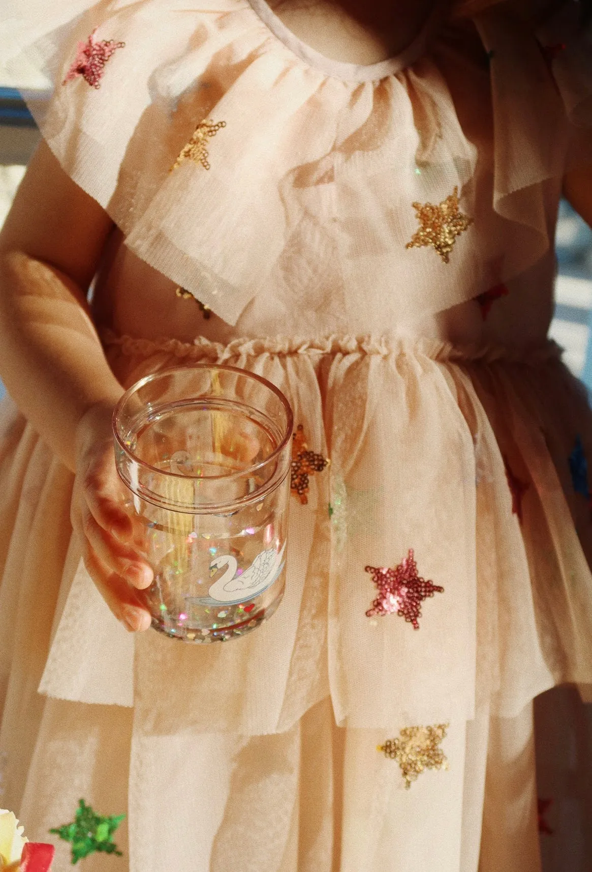 2 pack glitter cups - swan off white