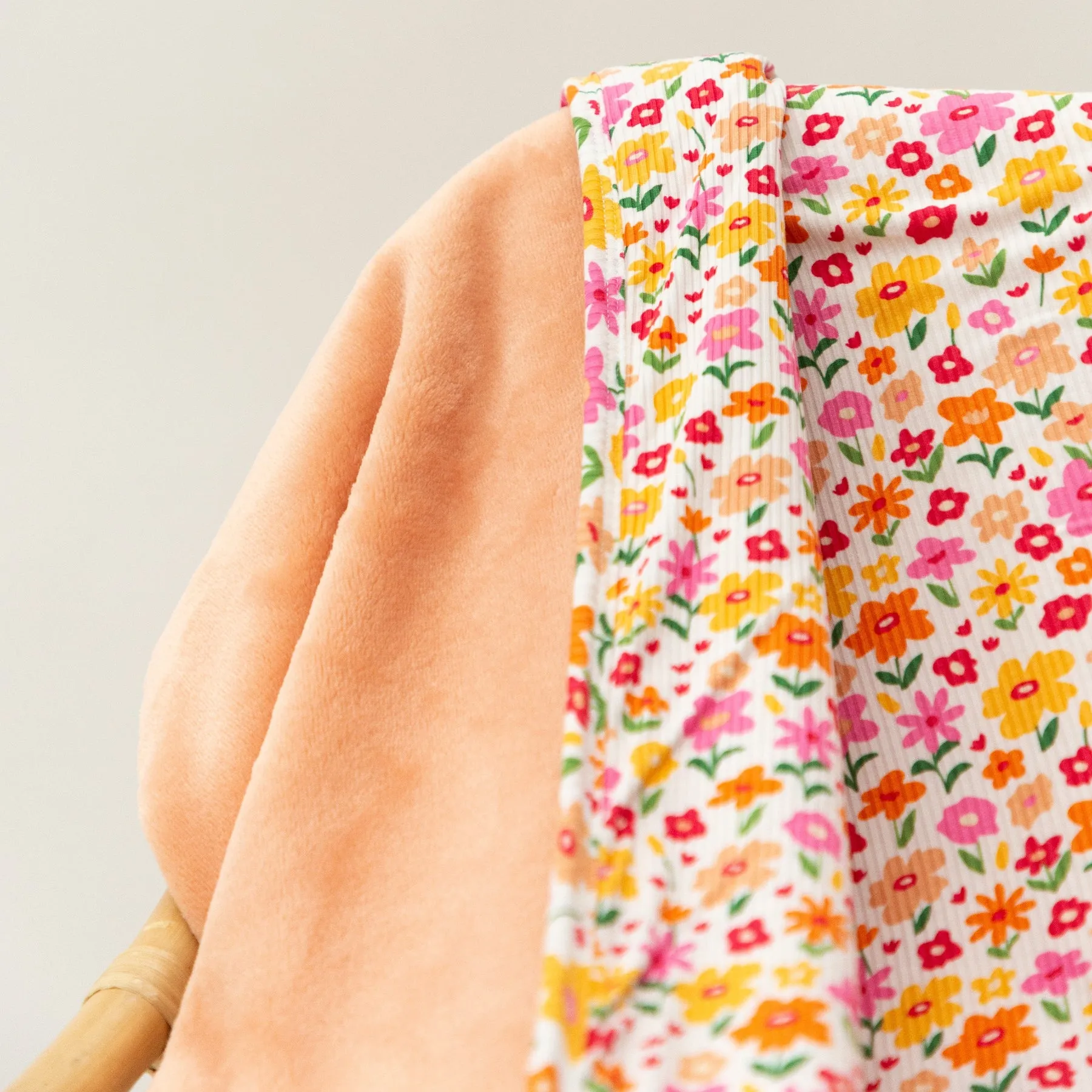 Summer Blooms Small Ribbed Youth Blanket